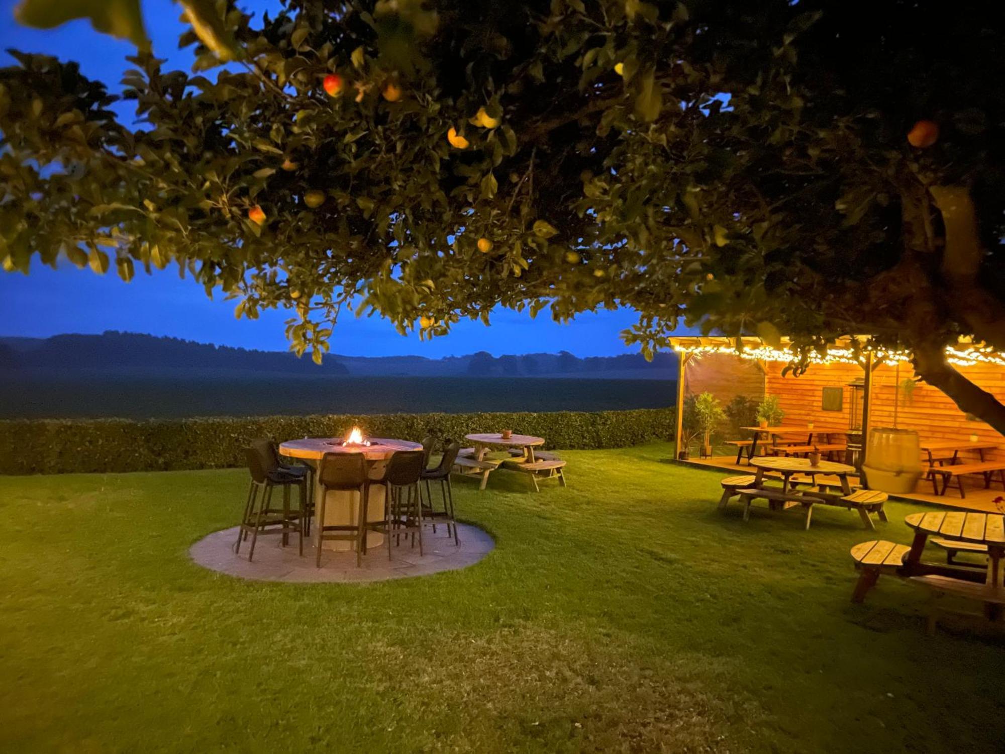 Allanton Inn Eksteriør billede