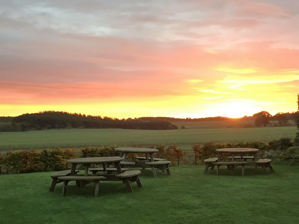 Allanton Inn Eksteriør billede