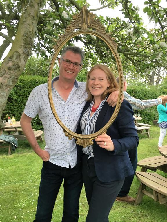Allanton Inn Eksteriør billede